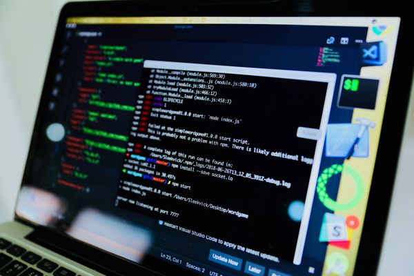 Service, (Un)interrupted: How We Made a Non-EC2 Component Highly Available
